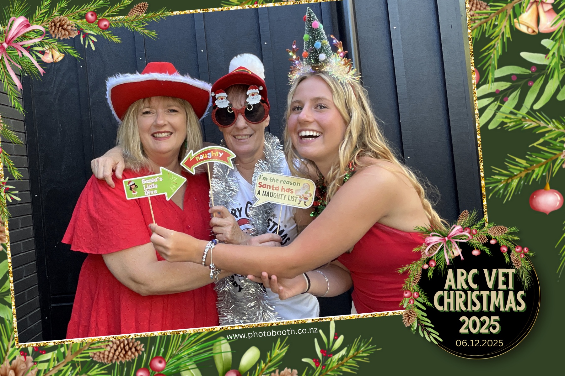 ARC Vets Xmas Party — Selfie Central photo booth